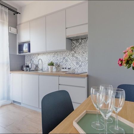 Okecie Airport Studio Bakalarska 2 P&O Serviced Apartments Warschau Buitenkant foto
