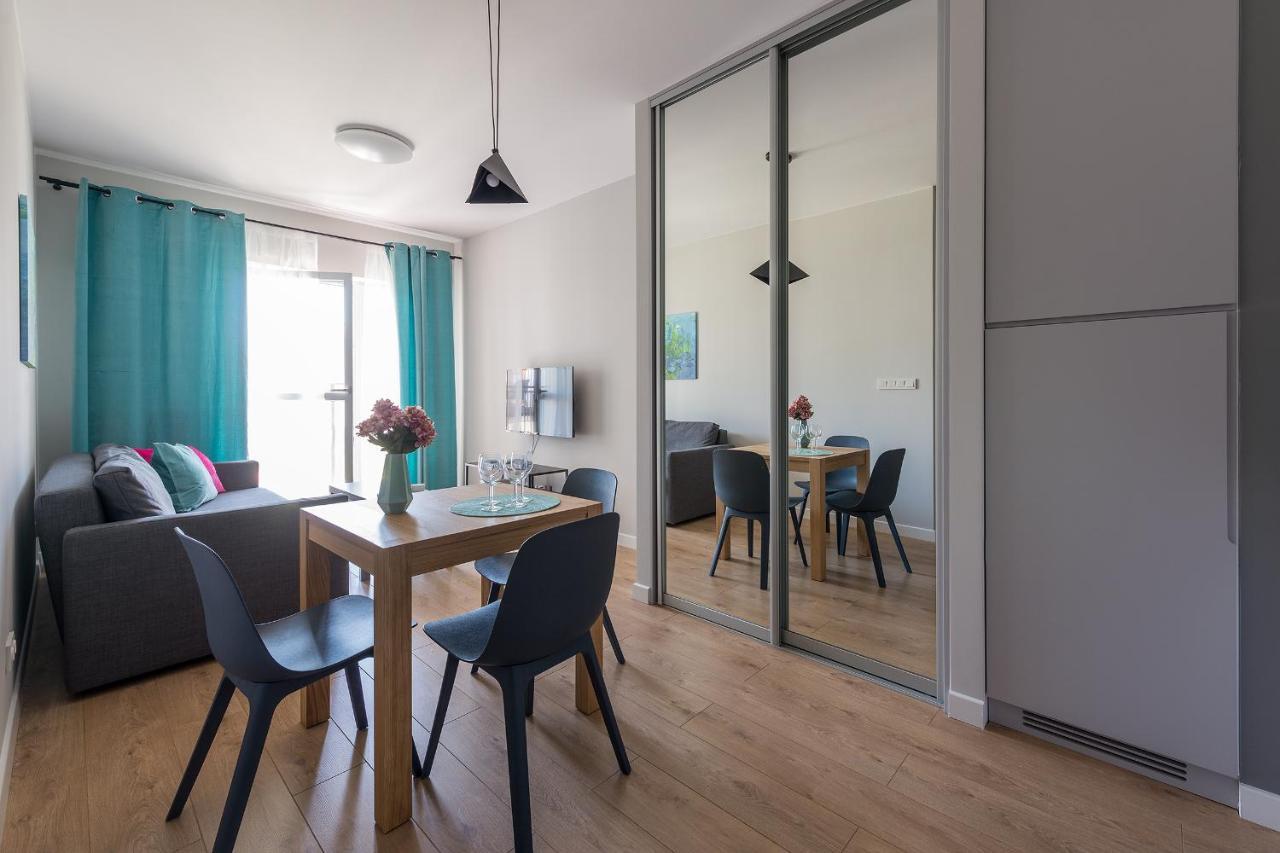 Okecie Airport Studio Bakalarska 2 P&O Serviced Apartments Warschau Buitenkant foto