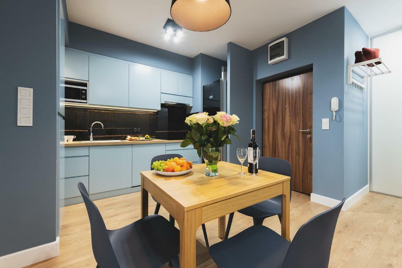 Okecie Airport Studio Bakalarska 2 P&O Serviced Apartments Warschau Buitenkant foto